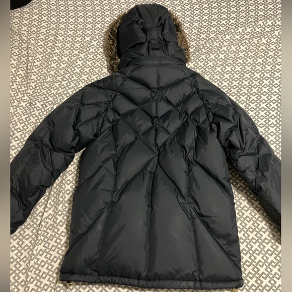 Black winter jacket - Picture 3 of 3